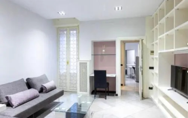 Luxury Home 100 Mq A Stone'S Throw From The Duomo