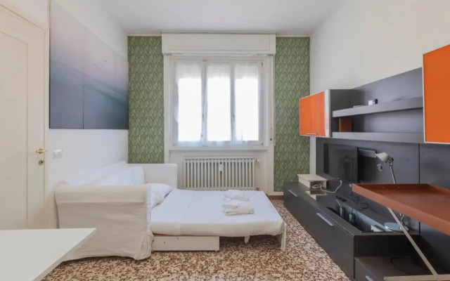 Bordighera Studio - Vicino Iulm / Naba - Wifi A.C. (Adults Only)