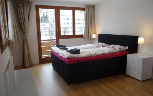 Alpenstrasse 1