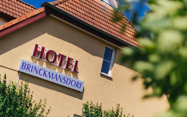 Hotel Brinckmansdorf вид на фасад