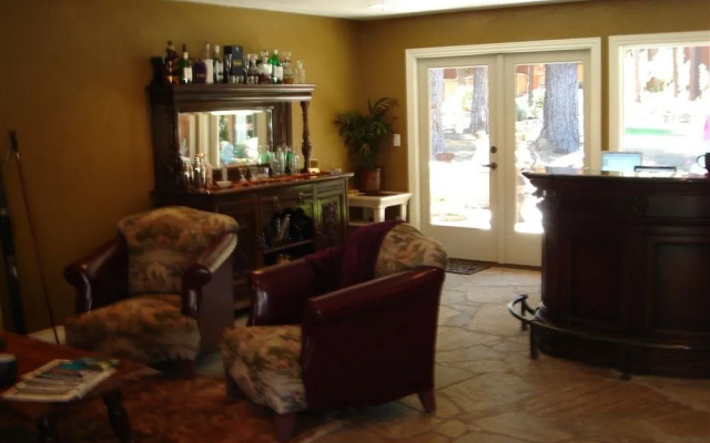 Deerfield Lodge at Heavenly