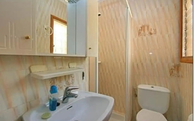 Villa - 5 Bedrooms with Pool and WiFi - 103974