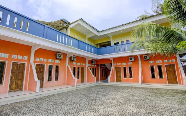 SPOT ON 90040 Pondok Manggir