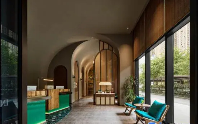 Yingju Hotel (Panda Base Branch)