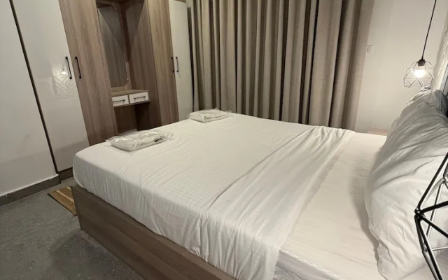 JRE Aboun Rooftop 2bedroom Kh&sh