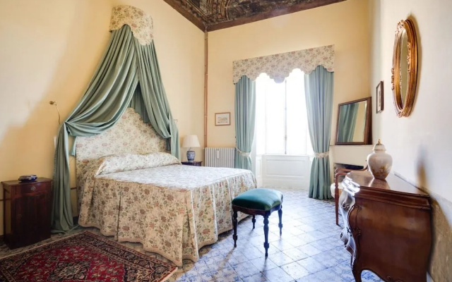 Castello Di Caccuri