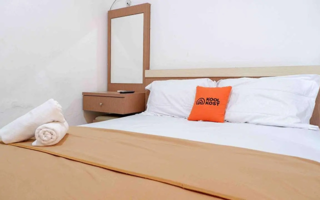 KoolKost near Sindu Kusuma Edupark 2 - Minimum Stay 30 Nights