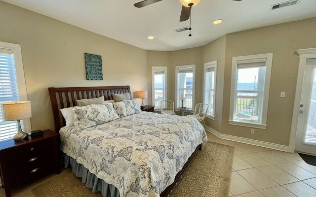 Deja View 3 Bedroom Home
