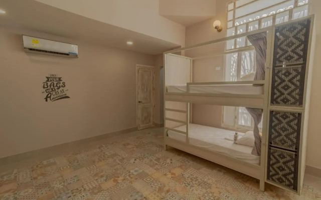 Casa Avelina Boutique Hostel