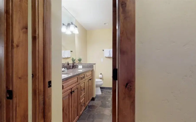 3 Bedroom Condo
