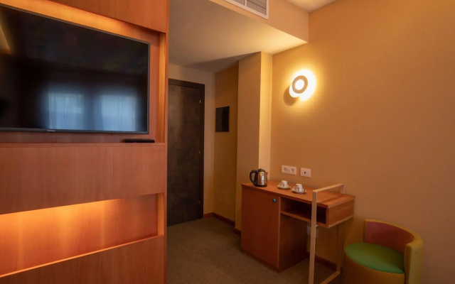 Omama Hotel