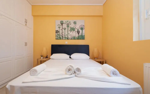 Athens Riviera Golf Apartment