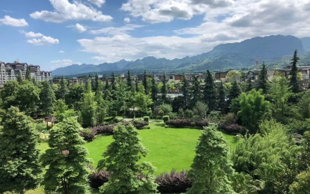 Dujiangyan Hanhai Boya Hotel