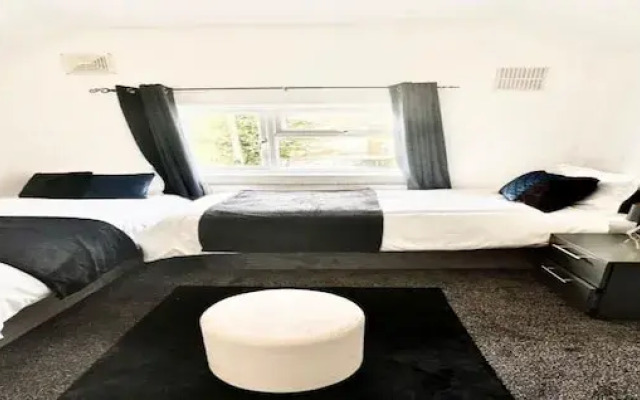 Home in the Heart of Watford