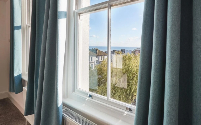 Host Stay Seaside View