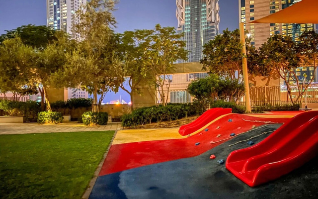 Cosmos Living Downtown Dubai