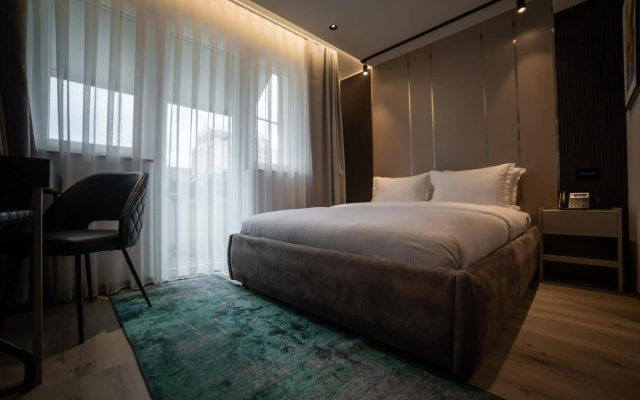 Emery Hotel