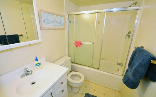 Surfside 84 #14 - 2 Br Condo
