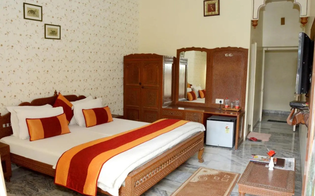 Hotel Chandrawati Palace