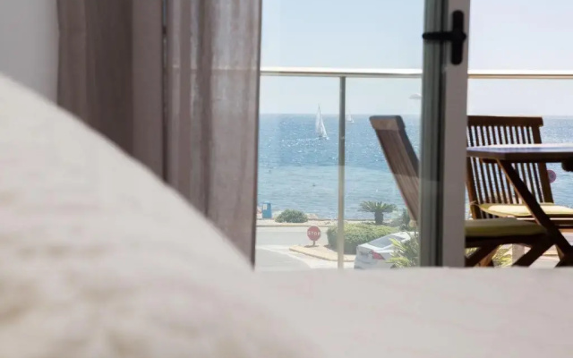 Vistas Al Mar En El Puerto De Javea