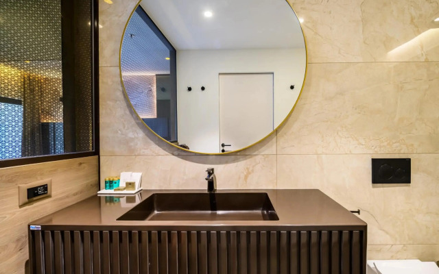 Marinus Beach Hotel