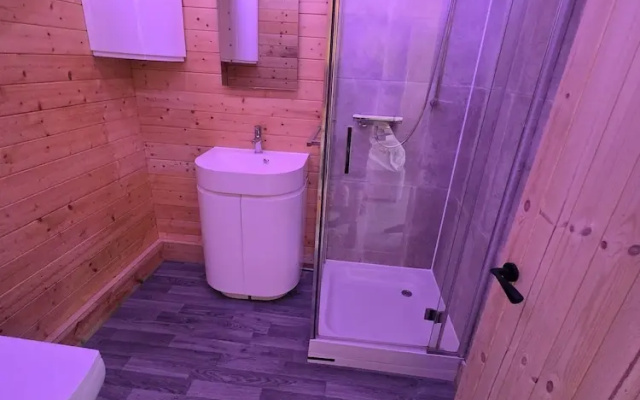 Pet Friendly Private Cabin Town Eurotunnel Beach