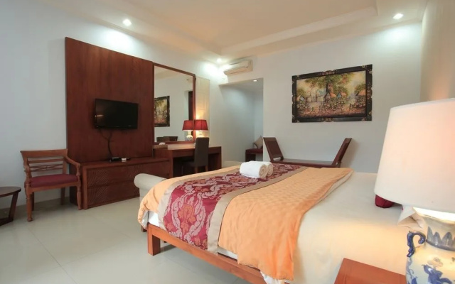 RedDoorz Plus @ Raya Batu Bolong