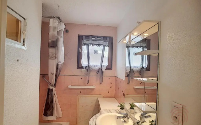 Appartement Lamalou-les-Bains, 1 pièce, 2 personnes - FR-1-451-100