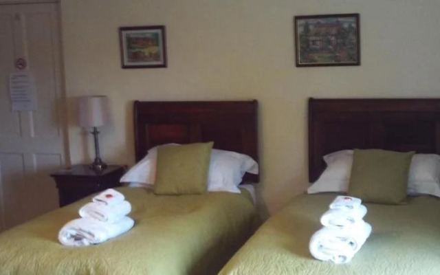 Pyle Guest House