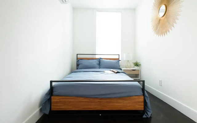 39-1 Renovated 3BR Prime Hudson Yardsarea