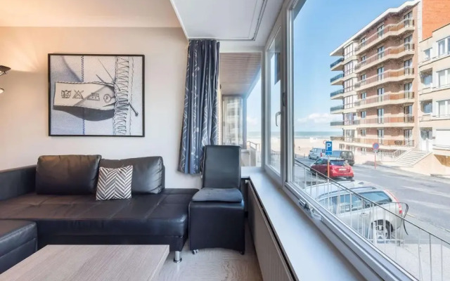 Apartment Near the Sea With Modern Comfort