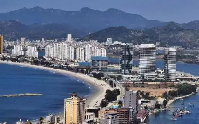 Huidong Shuangyue Bay Hongsheng No.1 Vacation Apartment
