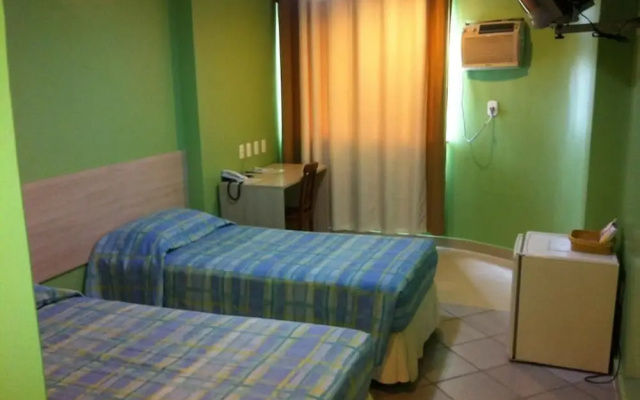 Pousada Caravelas Lusitanas by OYO Rooms