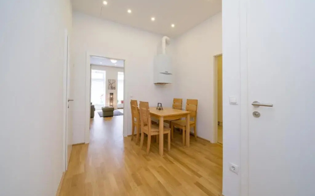 Vienna Stay Apartment / Hotel 1050