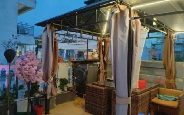 Nuanzhuju Homestay