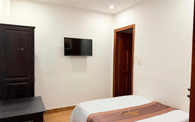 Uyen Phuong Hotel