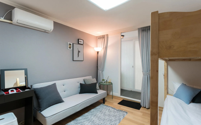 The Blossom Yeonnam Guesthouse