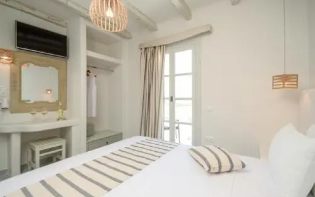 Agnadi Hotel
