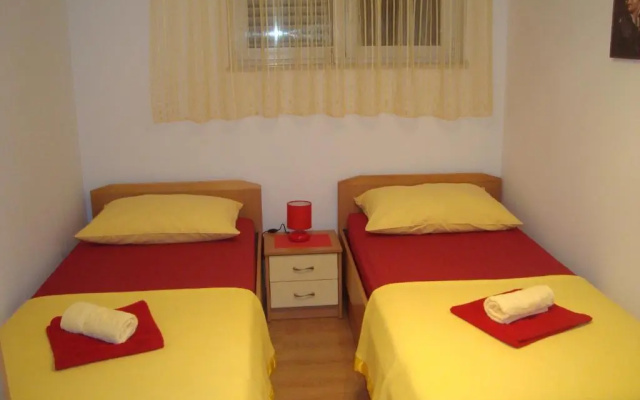 Apartment Radalj