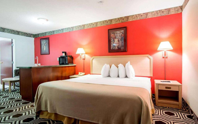Red Roof Inn Kentland