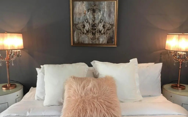 14 West Hotel