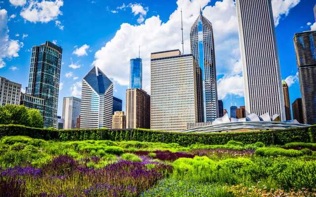 Отель Hyatt Regency Chicago вид на фасад