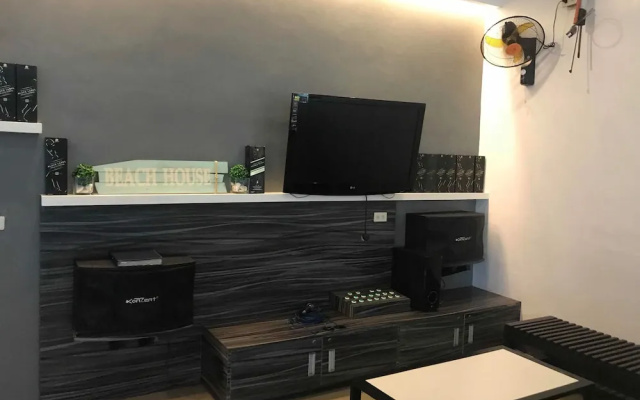 Anton's Loft Designer Resort Pansol