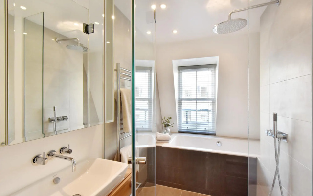 Amazing Mayfair 2 Bedroom Air Conditioned Wifi