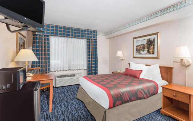 Holiday Inn Hotel & Suites SEATTLE-KENT
