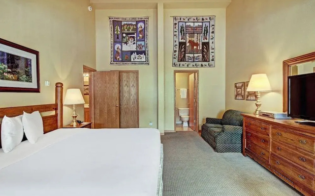 River Mtn Lodge W319