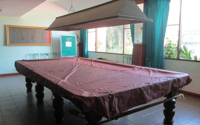 Royal Jommanee Hotel