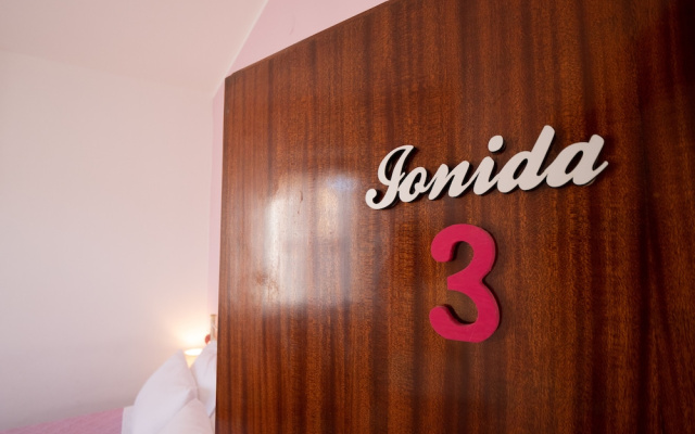 Casa Mafalda - Rooms, Friends and More - Affittacamere, Guest House