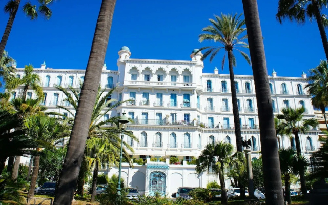 L'Orient Palace 1 Apartment