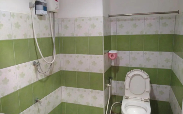 RueangSriSiRi Guest House 2